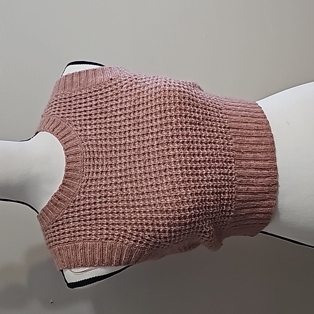 Knit pullover